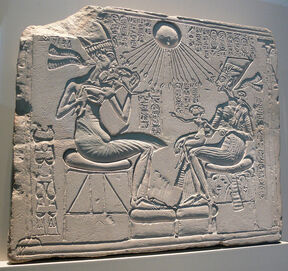 Akhenaten, Nefertiti and their three daughter altar