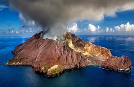 Whakaari/White Island erupting